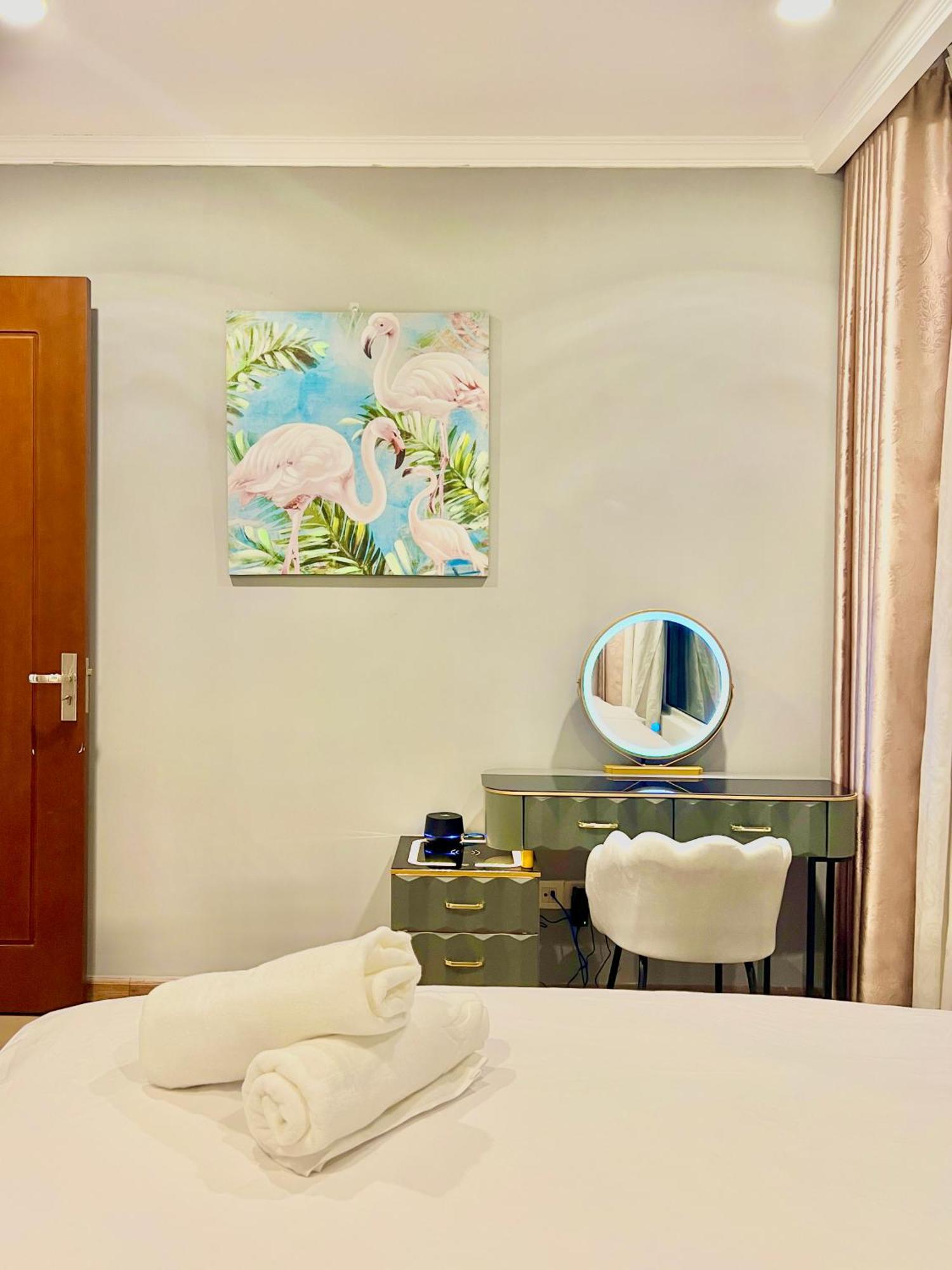 Apartment Central2, Landmark81, Saigon Luxury Apartment, Cityview *